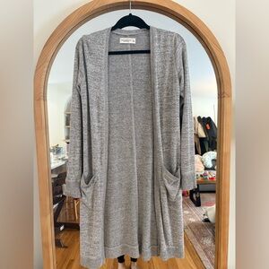 Abercrombie & Fitch Soft A&F collection cardigan. Size: XS.